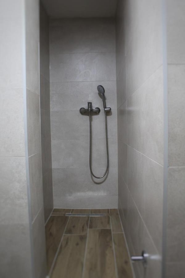 Apartman Neo โมสตาร์ ภายนอก รูปภาพ